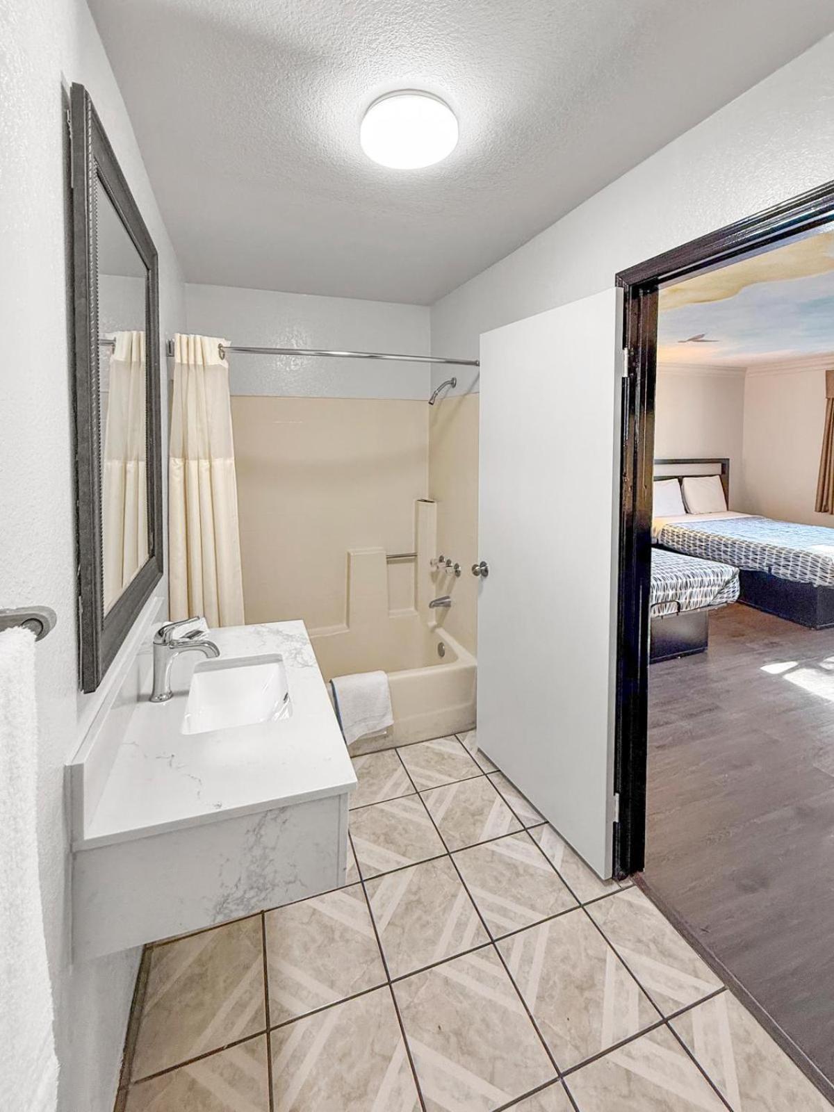 Super 7 Motel - Anaheim Packing District & Disneyland Extérieur photo