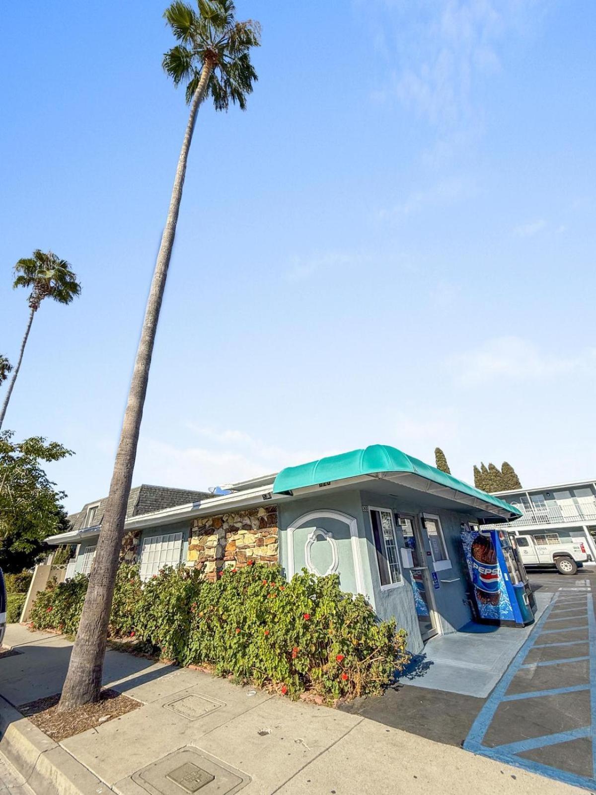 Super 7 Motel - Anaheim Packing District & Disneyland Extérieur photo